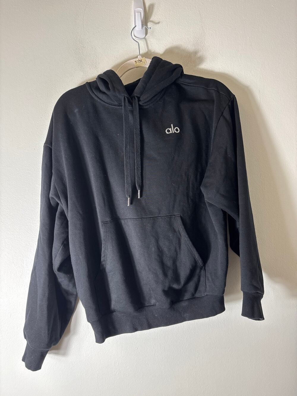Alo Black Hooded Sweatshirt Sz ( No Tag) Fits Like M